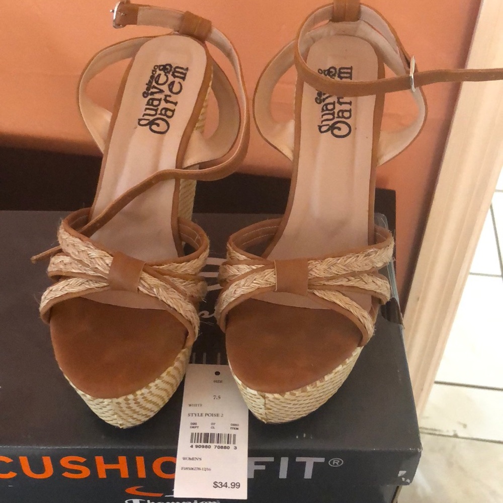 Platform brownish heels